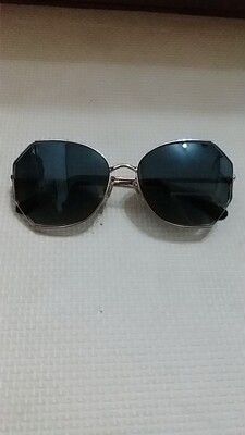 入手使用太阳眼镜海伦凯勒和陌森区别是什么?