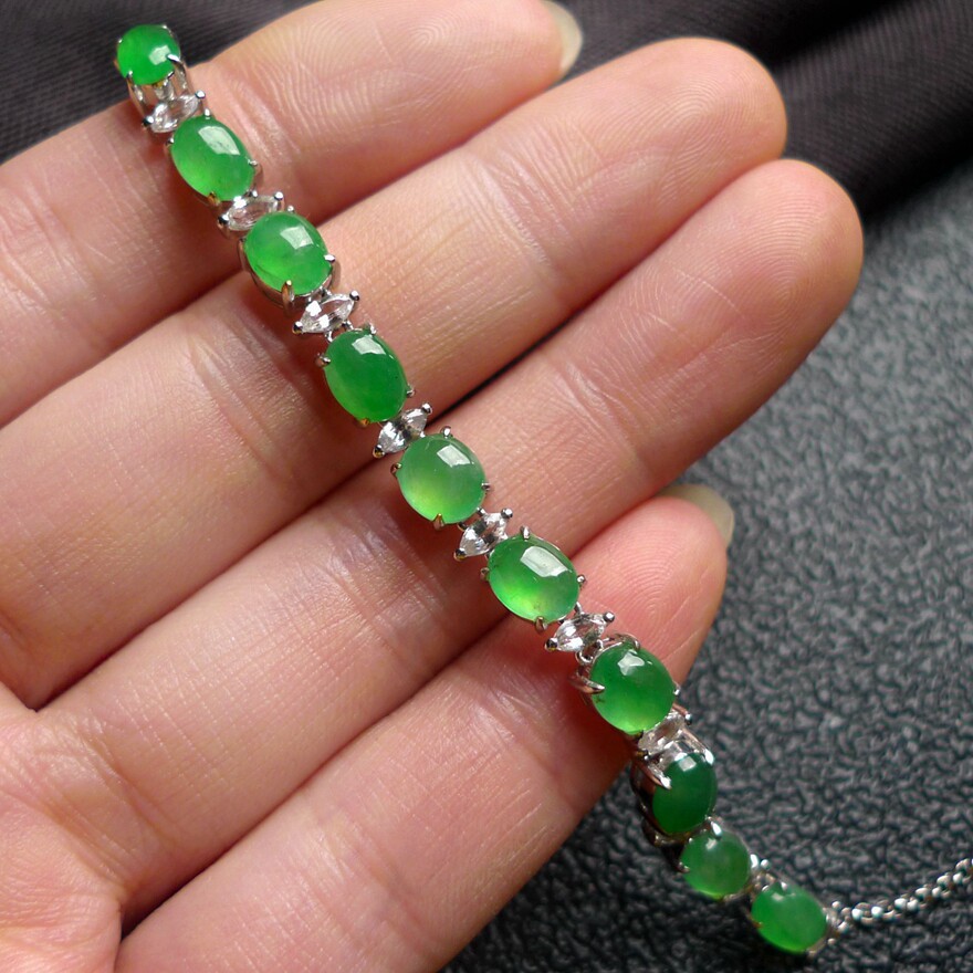 满色冰种阳绿蛋面手链拍卖18k伴宝石镶缅甸a货翡翠7.31g