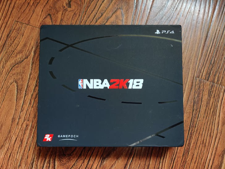 全新ps4nba2K18国行限定版含8gU盘未使用