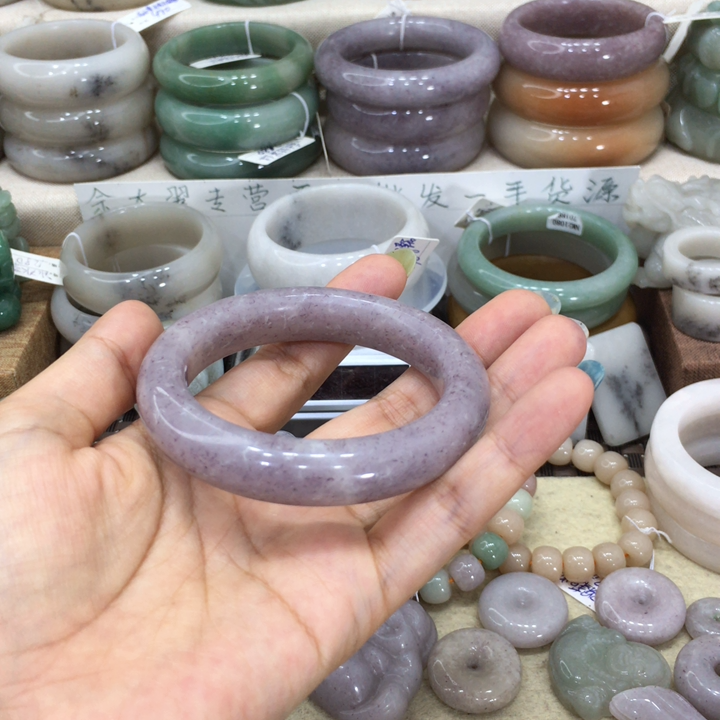 佘太翠工厂霸王紫玉玉雕