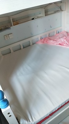 讨论：金橡树乳胶床垫怎么样？很不好用吗？被曝光了吗?