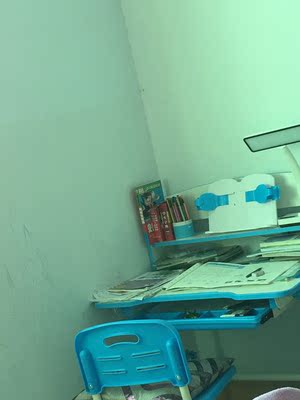 很想知道乐仙乐居儿童学习桌实木书桌怎么样?对孩子有帮助