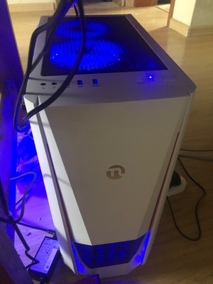 小白问问大家，组装电脑武极和硕扬哪个好。大家说说看吧