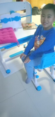 童画林儿童升降小学生学习桌写字桌好不好?桌子质量怎么样?