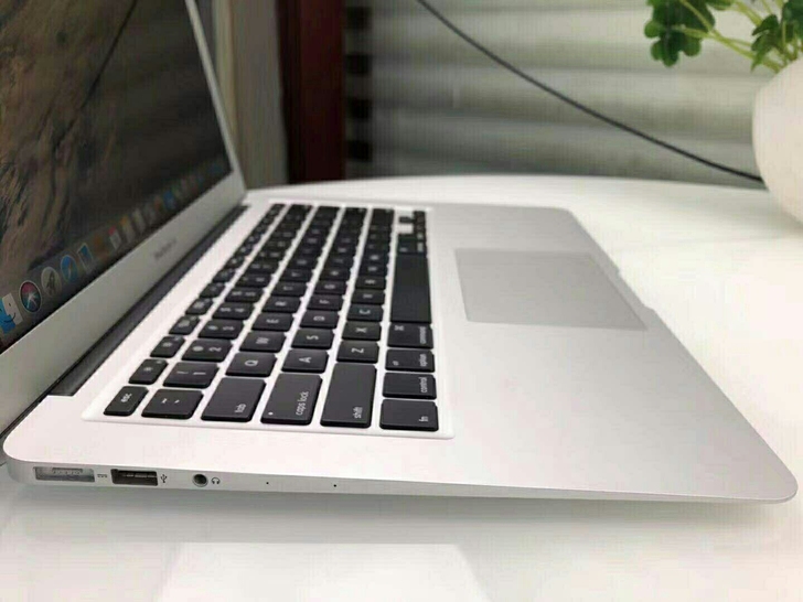 苹果笔记本电脑超薄