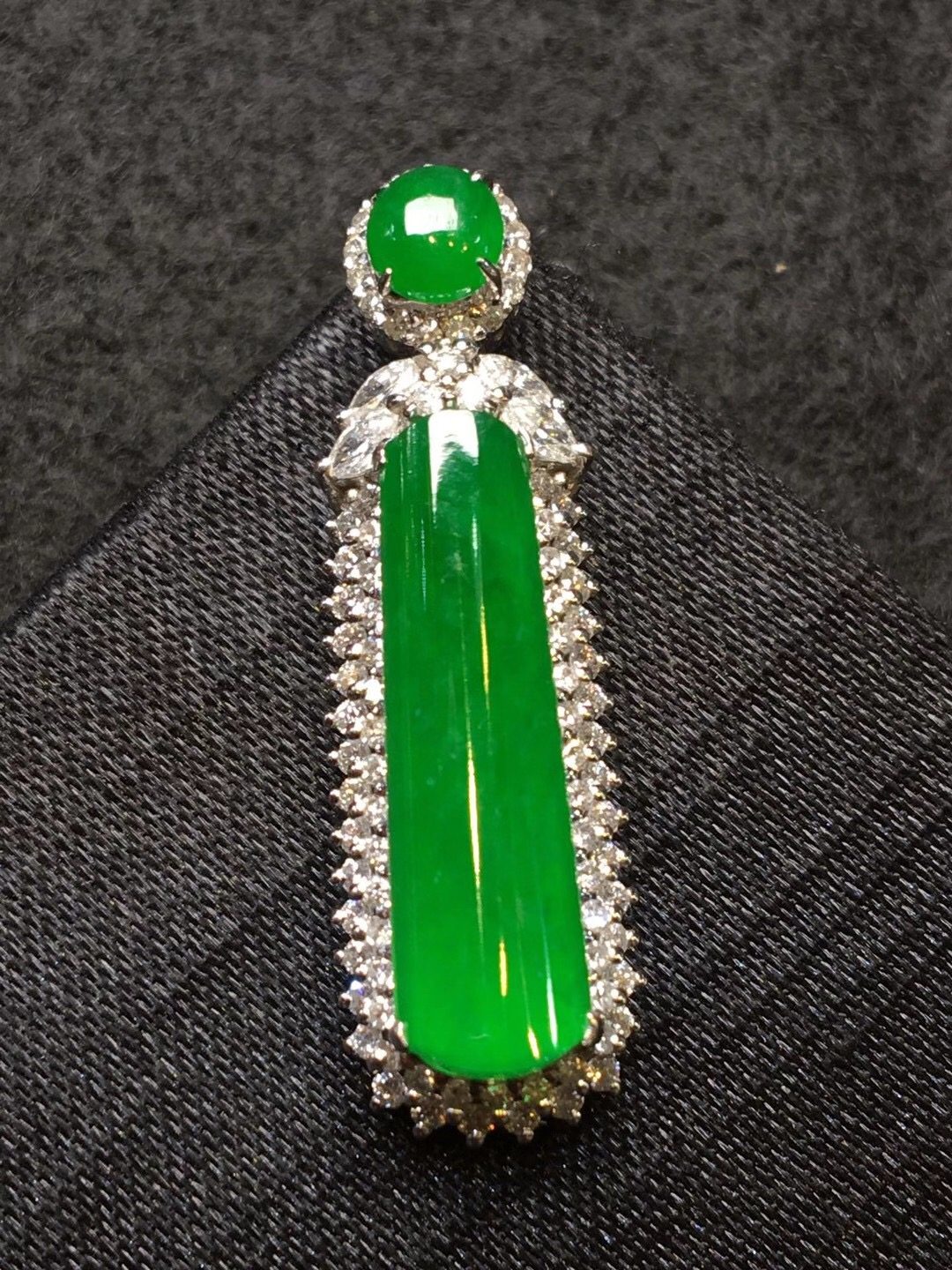 天然翡翠正阳绿平安无事牌柱子吊坠18k重金足钻豪华镶嵌珠宝首饰