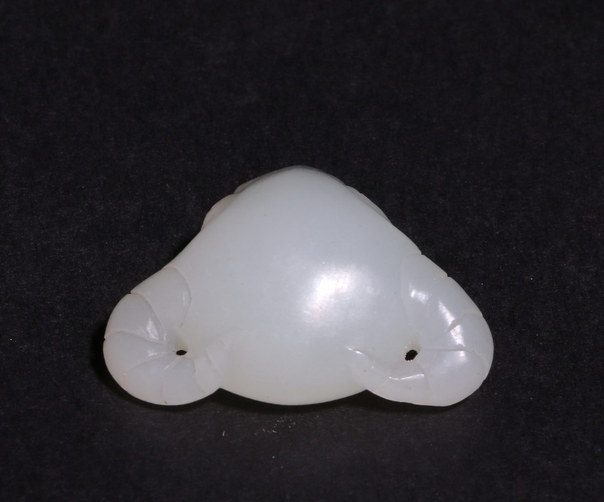 和田玉籽料牛头