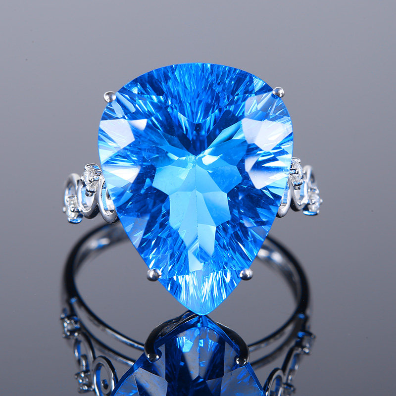瑞士蓝1411克拉水滴形天然托帕石戒指18k金镶嵌钻石azt3012