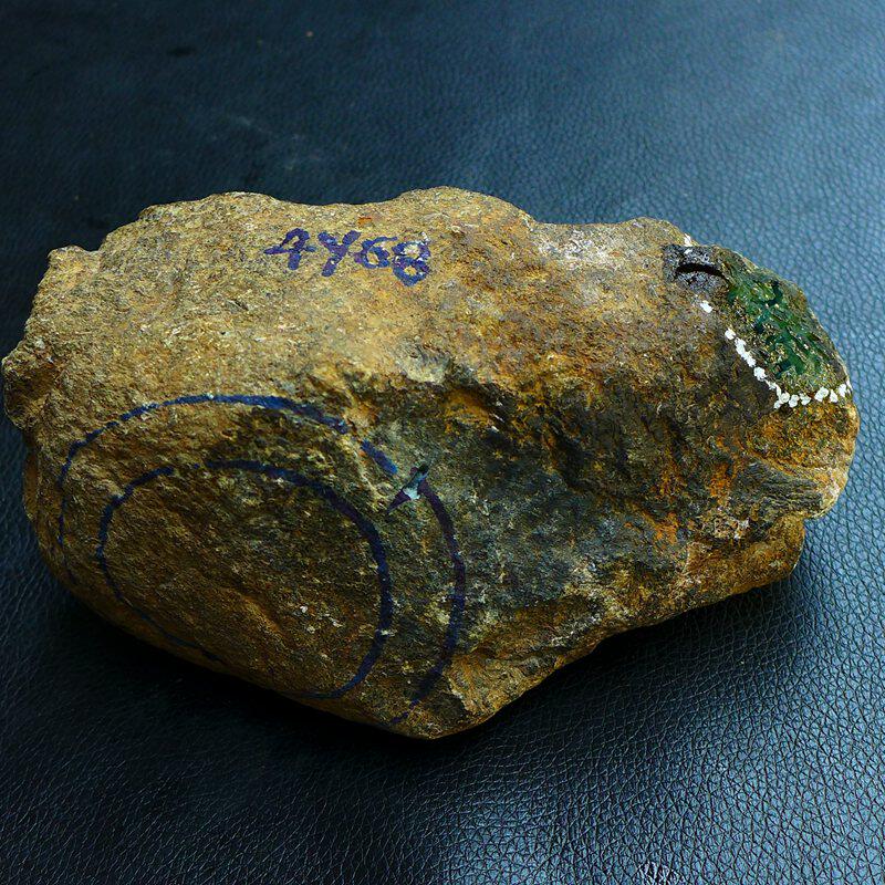 老坑铁锈皮 缅甸天然a货翡翠毛料玉石原石拍卖1482.95g