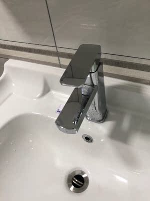 讲真话:摩恩现代简约浴室柜怎么样?摩恩浴室柜质量行不行?