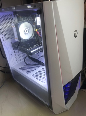 小白问问大家，组装电脑武极和硕扬哪个好。大家说说看吧