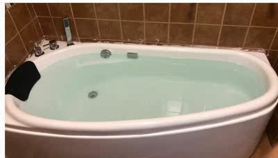 【求助大家】大神说东霸人造石独立浴缸好用吗?没有差评?