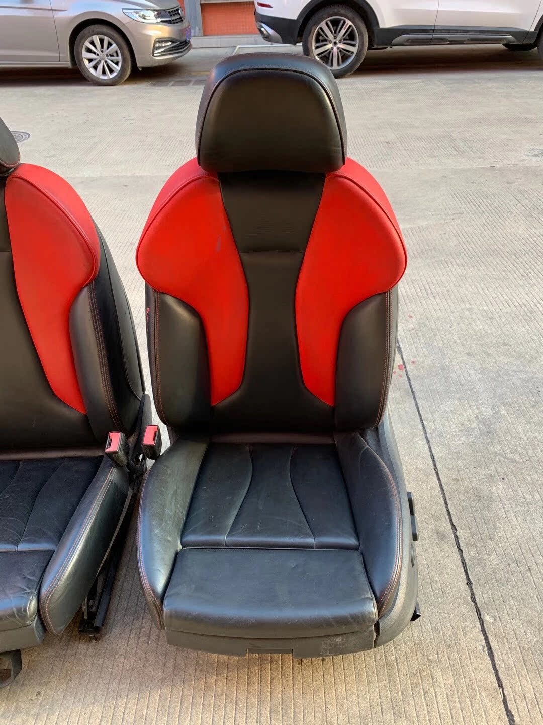 奧迪s8拆車件