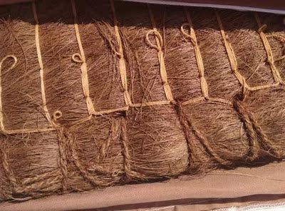 如何评价<分享感受>喜临门和龙凤床垫哪个好，哪个牌子比较大牌？