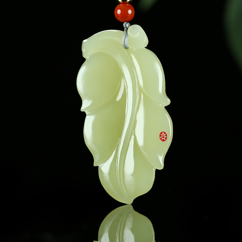 【成就大业】省级大师王朝安和田玉黄玉树叶挂件吊坠22.98g