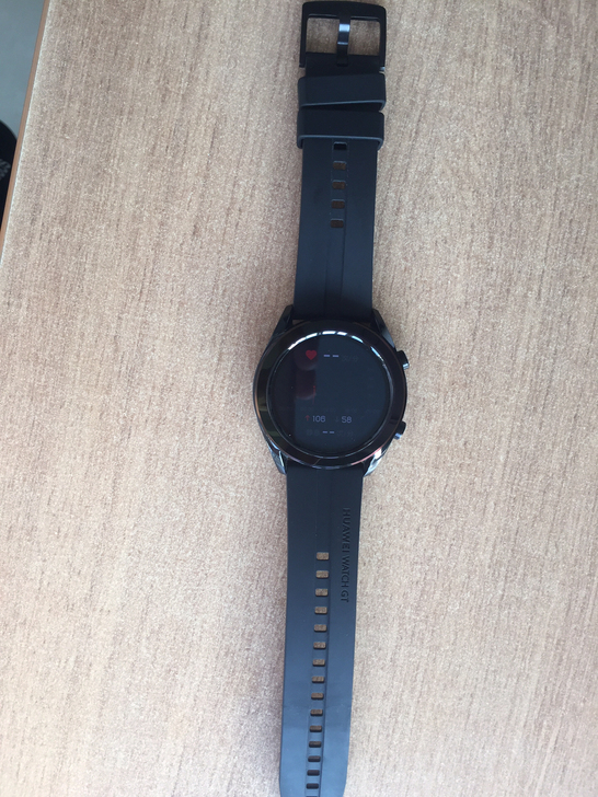 华为手表WatchGT雅致版，用了一个月，老婆生日想要白色