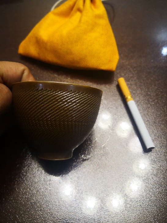 青瓷手工杯