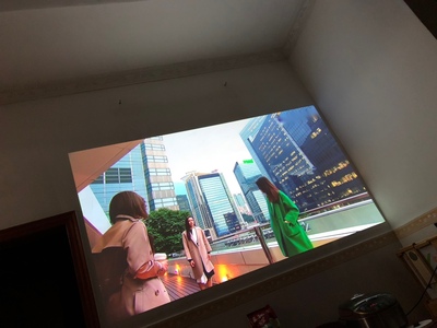 品牌评测：坚果J9投影仪怎么样？评价好不好？