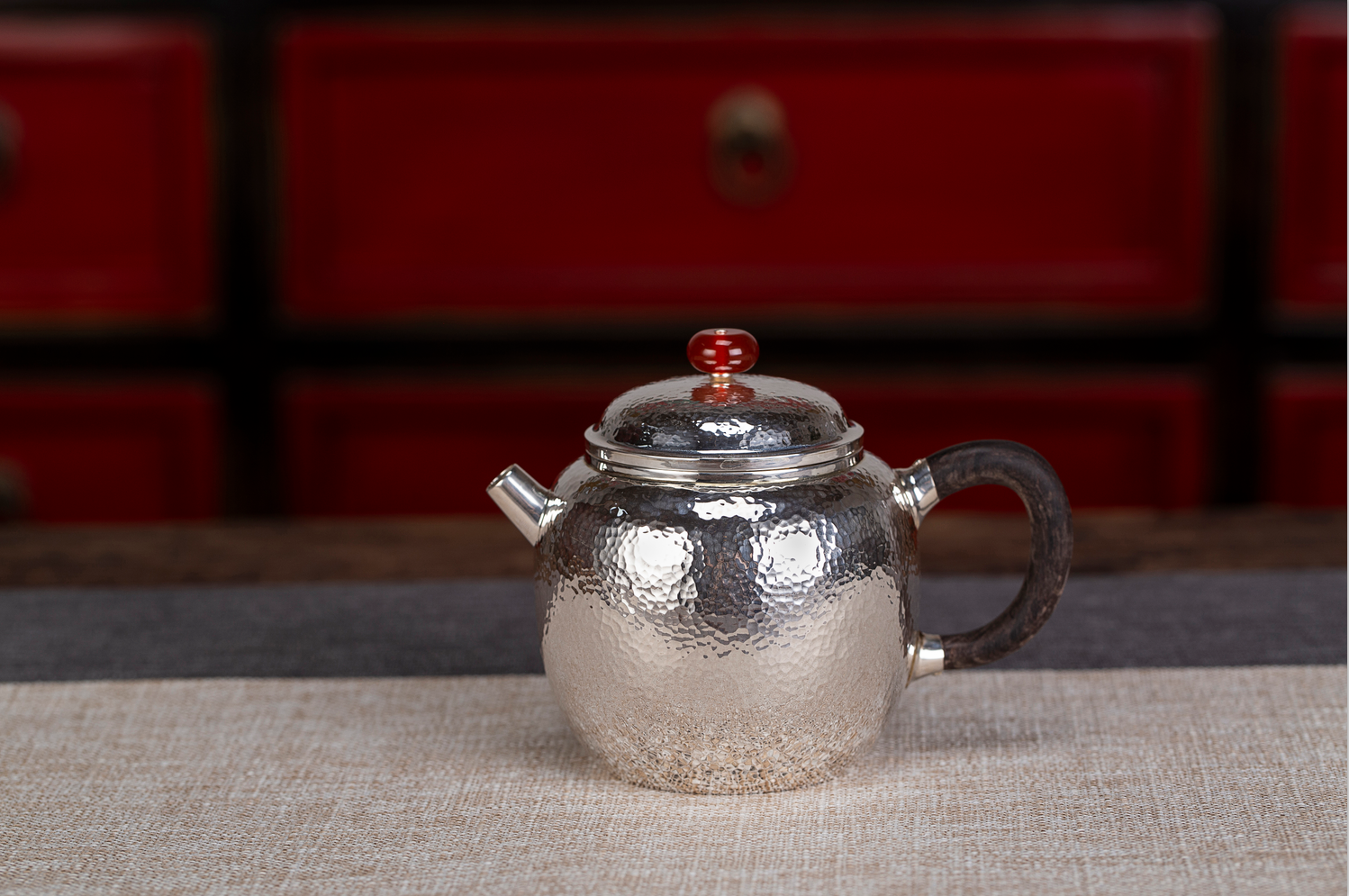 手工镜面锤纹秋景炮口纯银999泡茶小壶