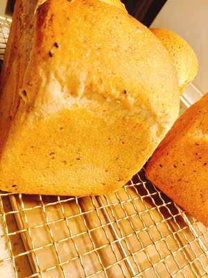 头版头条分析这个【松下NU-JK101W蒸烤箱怎么样】