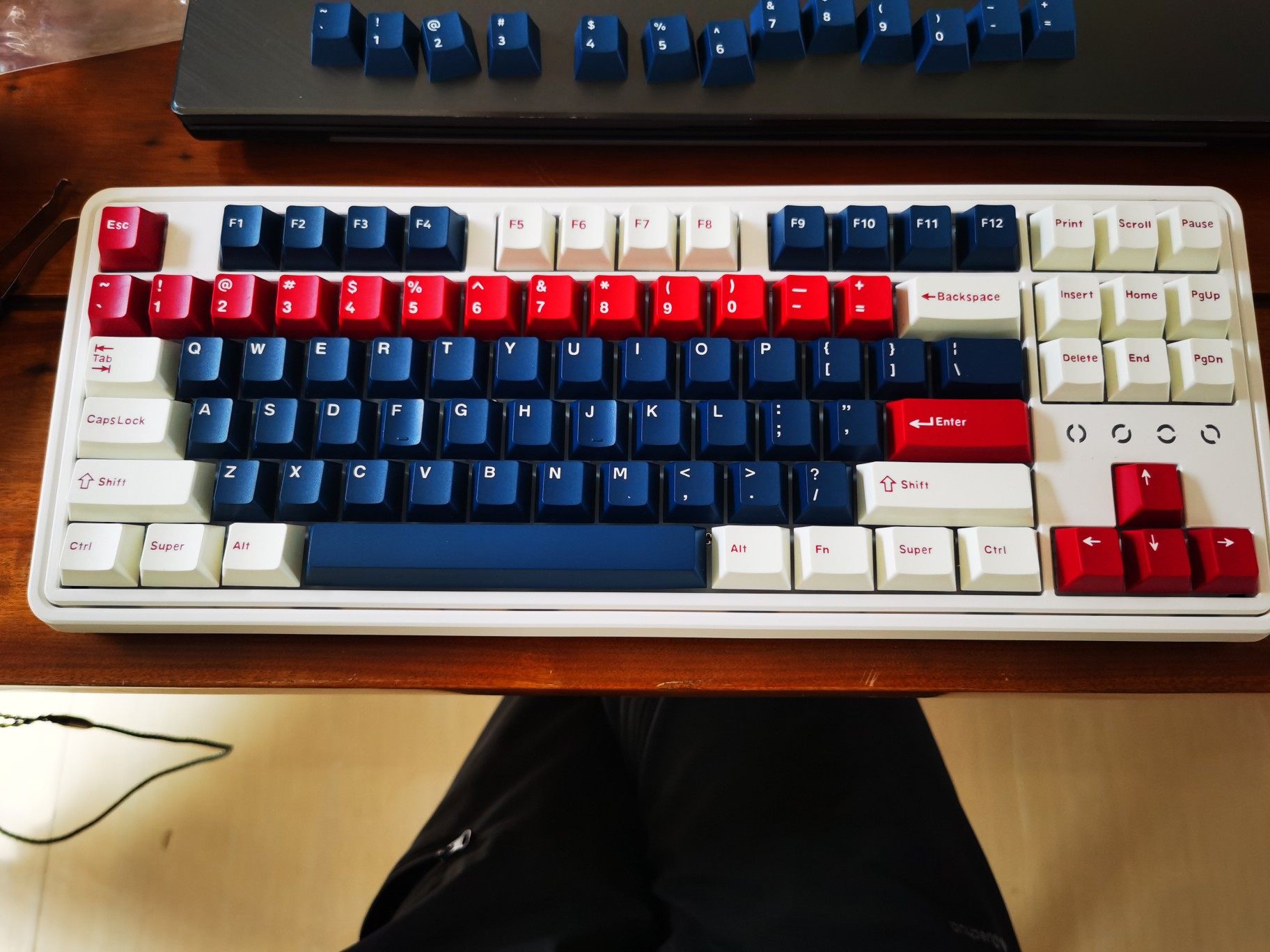 腹灵cmk87机械键盘三模蓝牙有线500元左右送朋友礼物