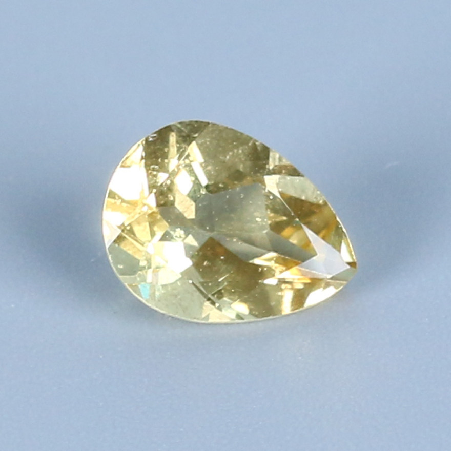 0.99克拉 天然绿柱石裸石 黄色海蓝宝 色标