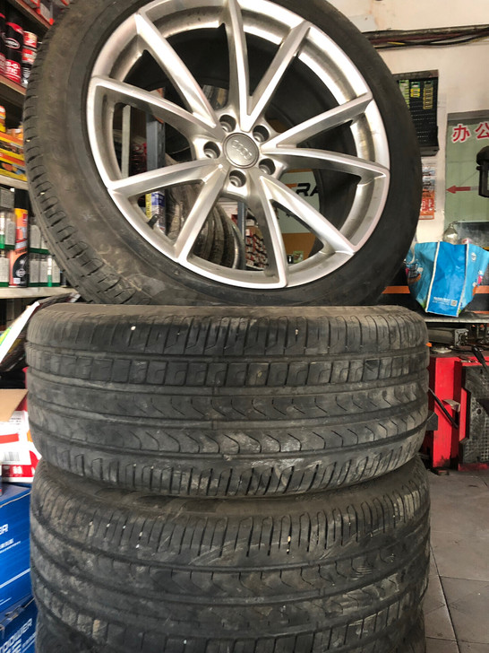 奥迪Q5进口原车255/45R20倍耐力轮胎轮毂四条九成