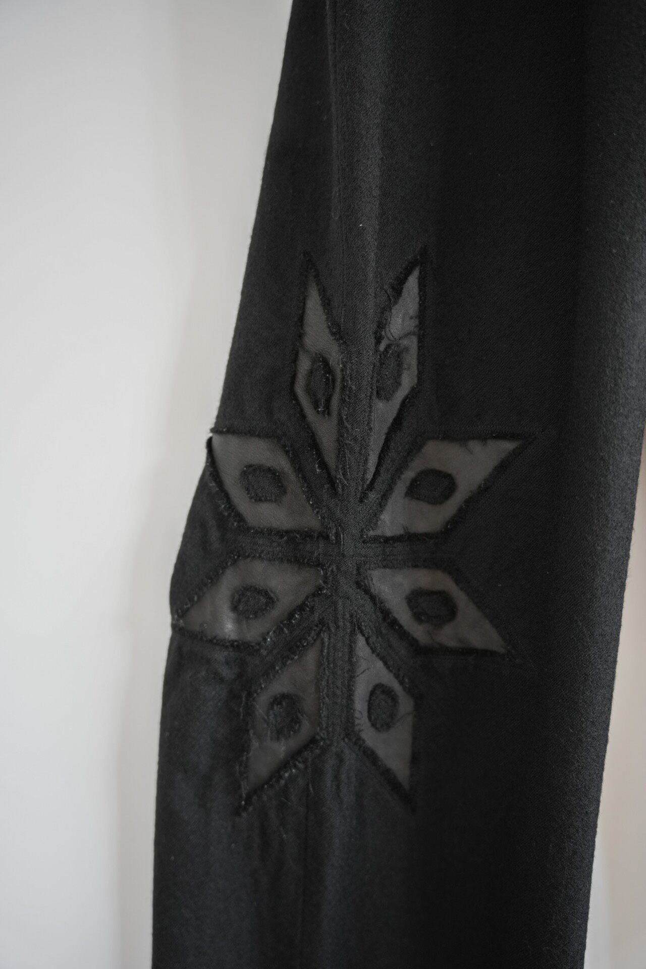 Yohji Yamamoto 03AW Leather Flower Trousers — detail