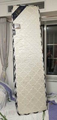 使用一年反馈:宇兰乳胶床垫怎么样?上档次吗?