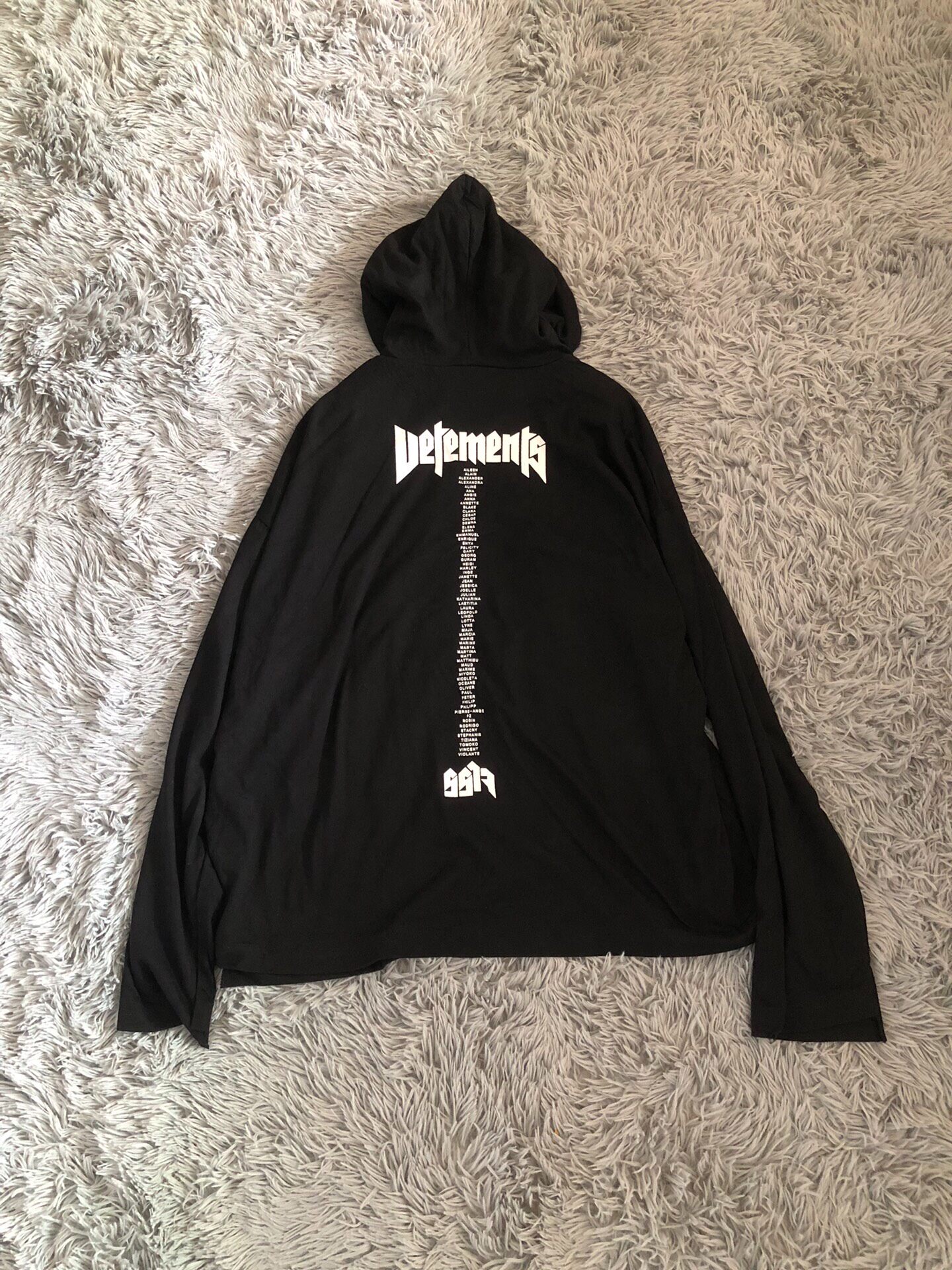 Vetements 17SS Staff Logo Hoodie — back