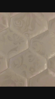 真实使用感受爱舒床垫和喜临门哪个更好，哪个牌子比较适合孩子用？