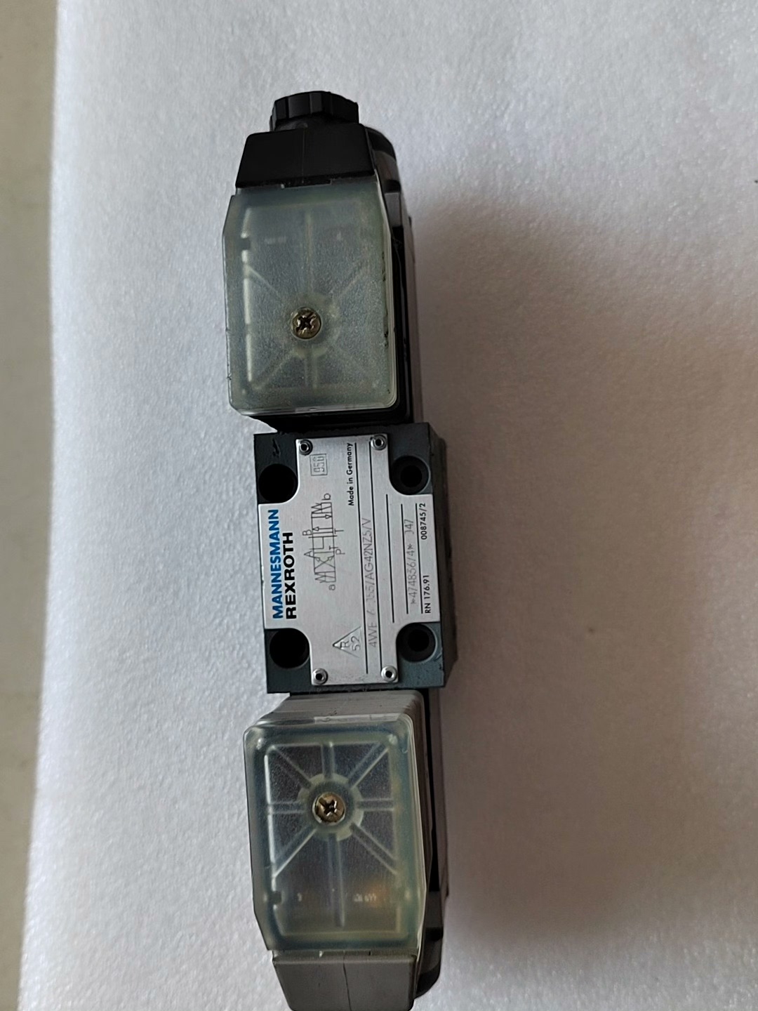 Rexroth 4WE6J53/AG24