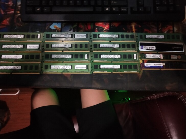 4g三星内存ddr31600频率