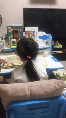 我们有话说:生活诚品儿童书桌和爱果乐哪个质量好?良心对比