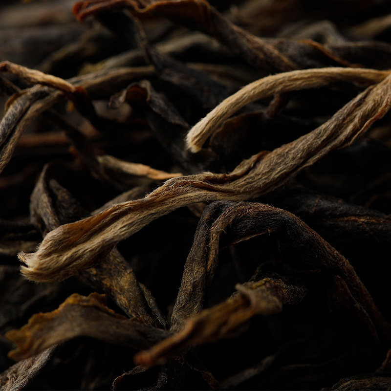 1罐300g 2019年 瑞聘号 冰岛五寨单株 普洱茶 生茶