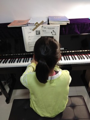 评测点评使用评测：海伦HAI LUN文德隆WL122钢琴怎么样，音质好不好？