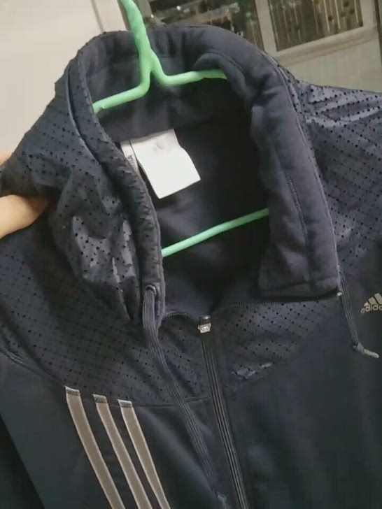 Adidas速干服运动服