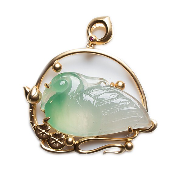 拍卖翡翠玉正品带证翡翠冰种18k伴红宝石镶嵌天鹅吊坠挂件5.19g