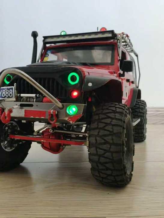 trx4，三石声组，scx10.仿真攀爬1/10，scx10