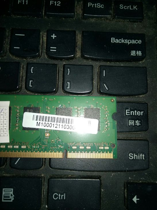 神舟本自带内存三星DDR31333标准电压拆机卖