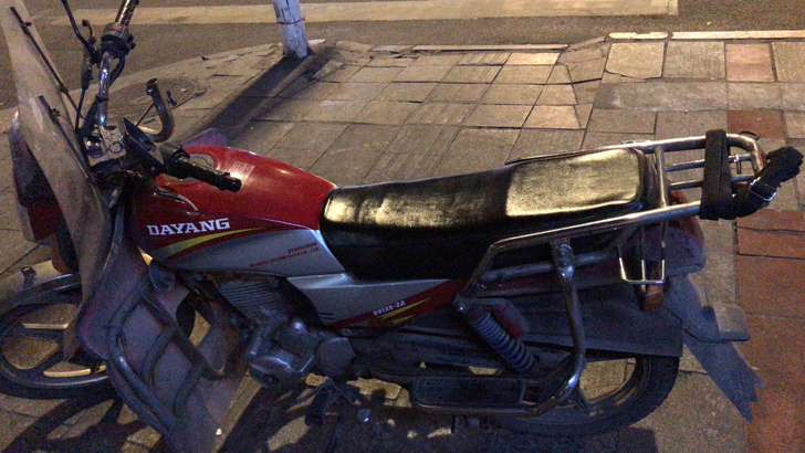 DAYANG125摩托车