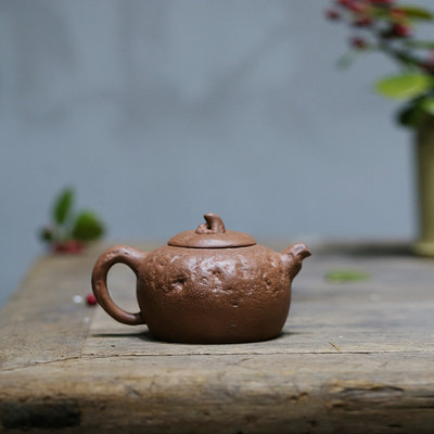 石癫【手工供春壶】原矿紫泥粉浆 紫砂壶茶壶 附作者执壶照