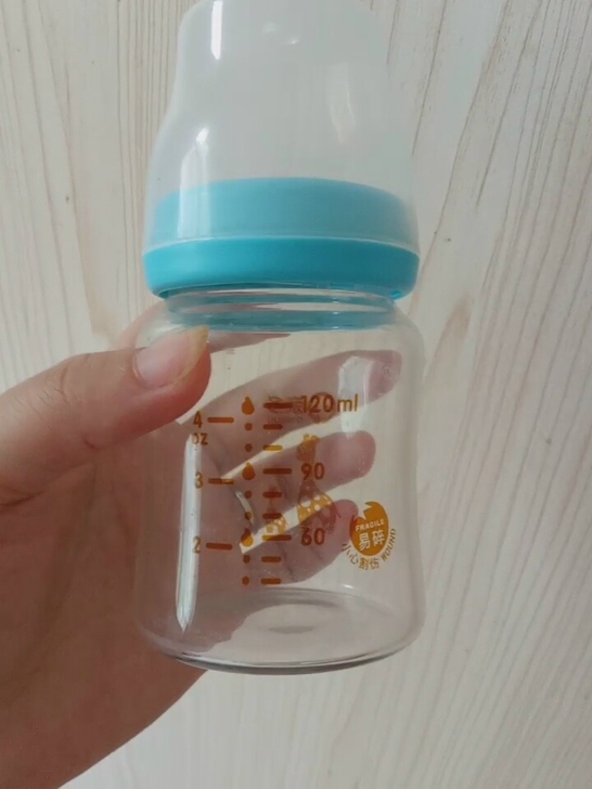 亲多/宽口径，新生儿玻璃奶瓶，120ml不带奶嘴，九成新