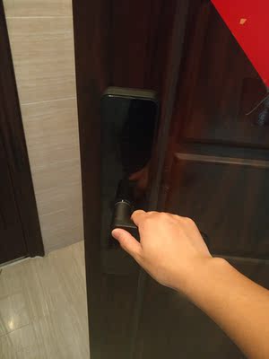 真实使用感受新房装修用品多P1智能指纹锁怎么样，方便实用吗？灵敏吗？