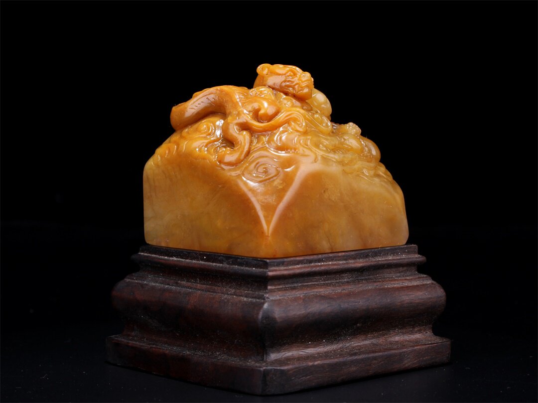 a旧藏徐三庚款螭龙穿环钮寿山石印章4.5厘米a1022