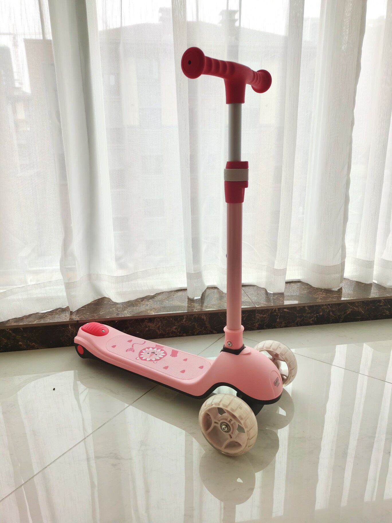 贝恩施滑板车怎么打开 - 乐器教程网