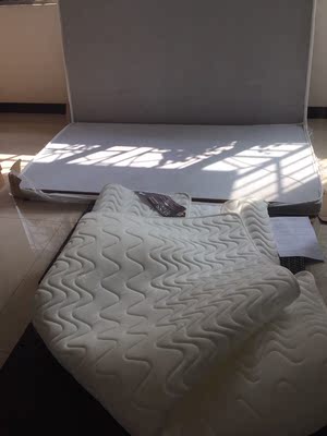 最新款的金海马家具乳胶床垫怎么样？大牌吗？同款评测