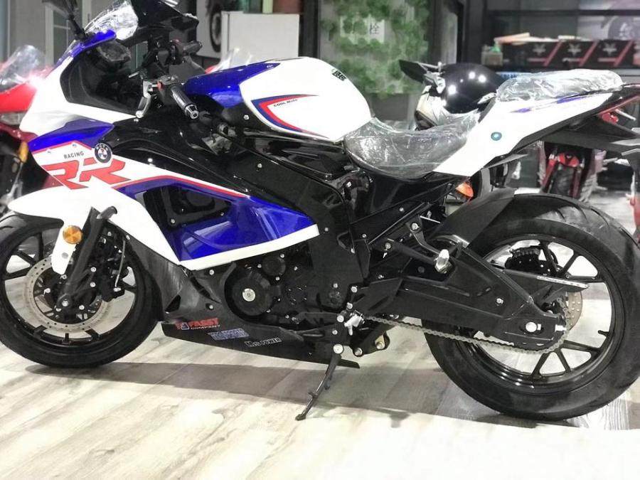 资产处置摩托车新车宝雕rr400cc户网络拍卖公告