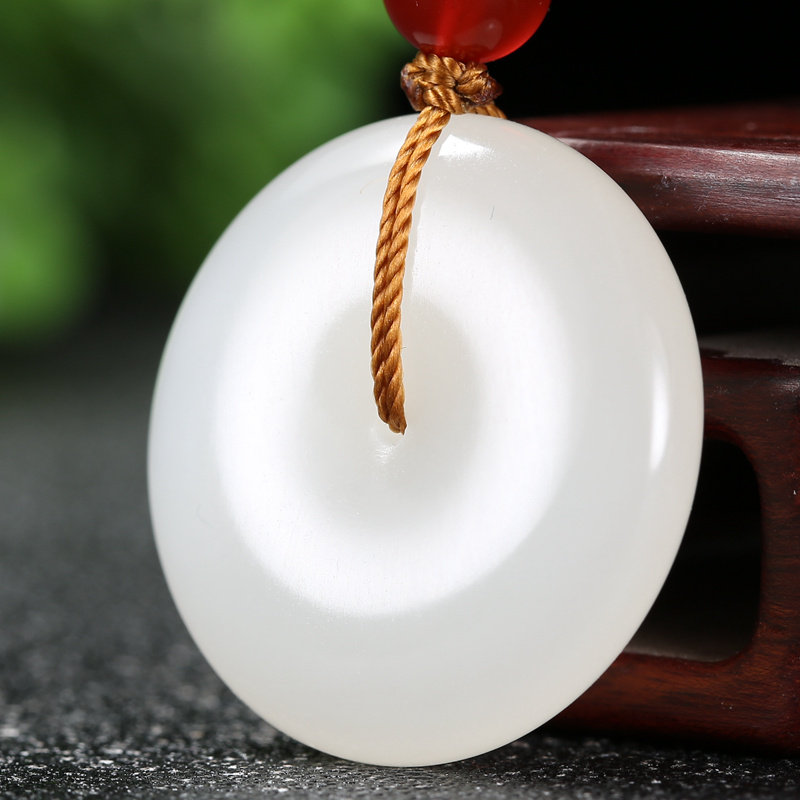 事事平安 一级白羊脂玉油性十足 质地细腻 和田平安扣重量18.579g