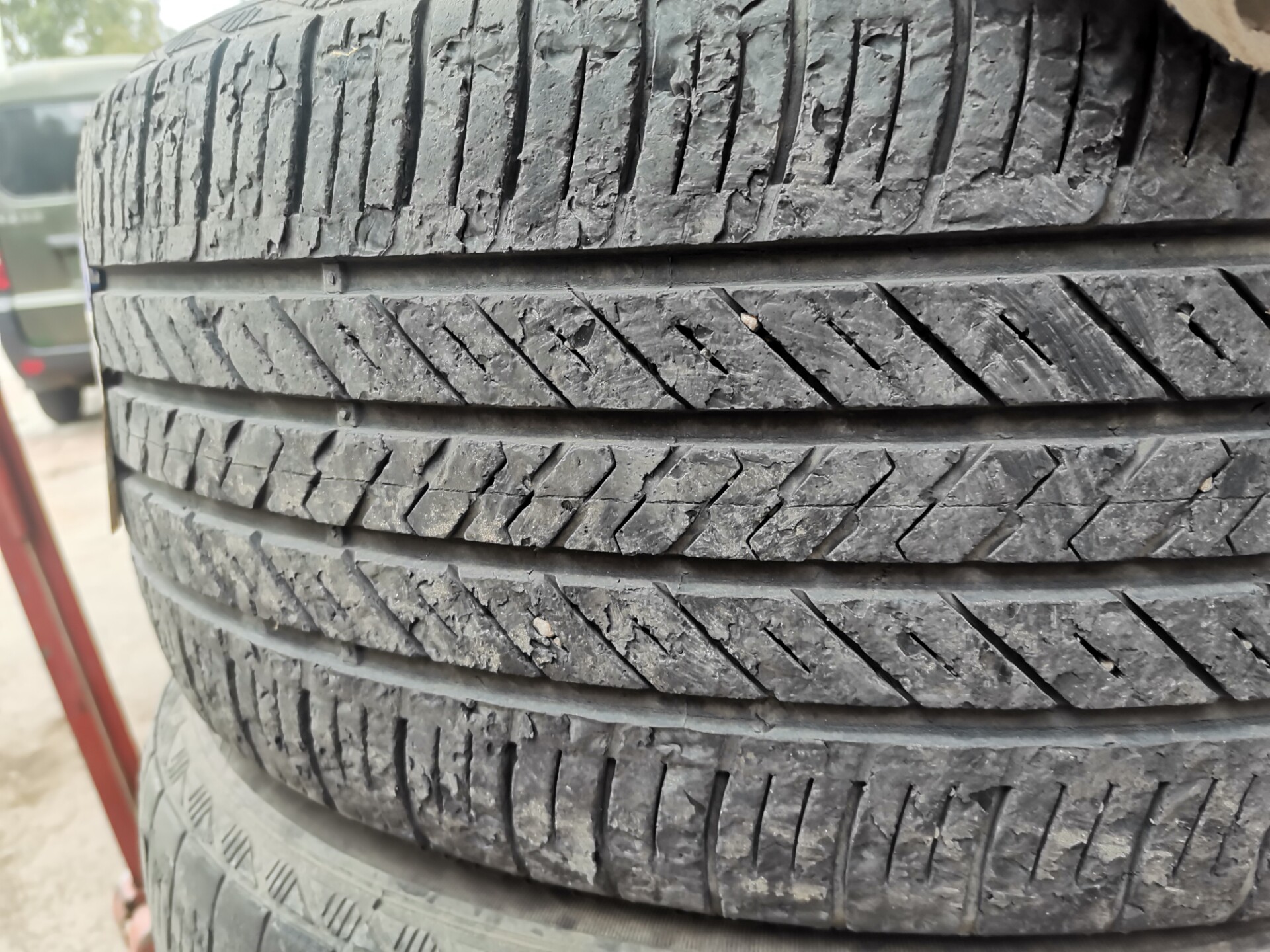 固特异235/50r18(没补丁，非诚勿扰